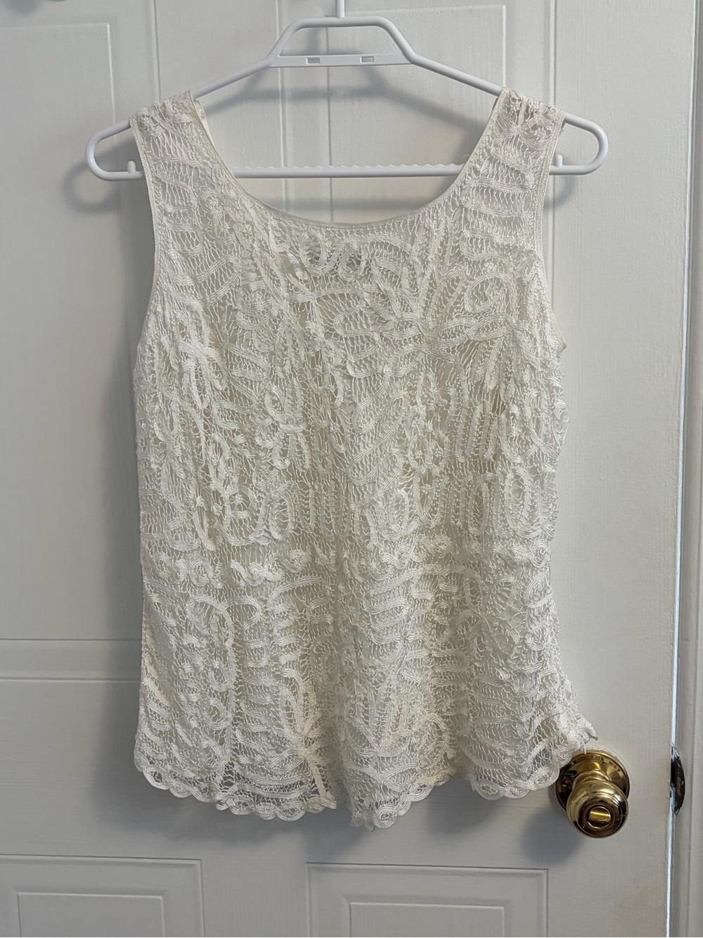 Vintage Windsmoor sleeveless lace blouse/tank top